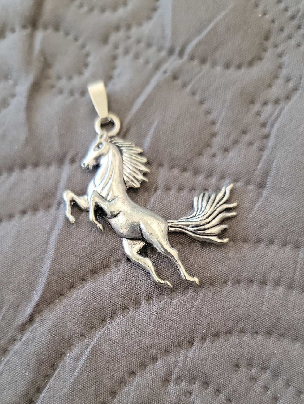 Silver Tone Horse Pendant Necklace Charm